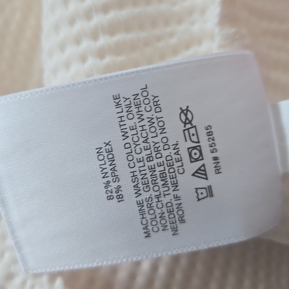 NWT Express Puff Sleeve Square Neck Textured Ivory Bodysuit Size Small - Picture 8 of 8